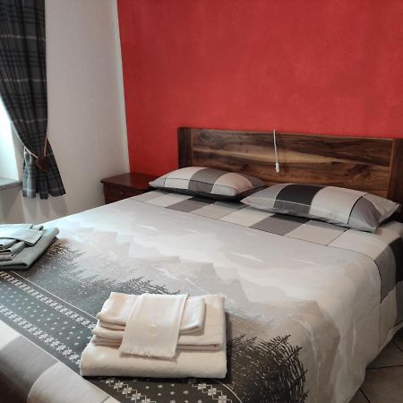 Lo Porto Apartment Semon Bagian luar foto