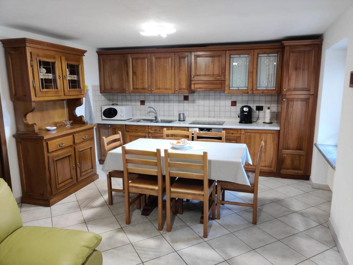 Lo Porto Apartment Semon Bagian luar foto